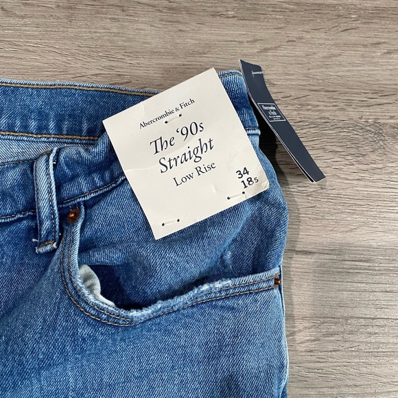 NWT Abercrombie‎ 90s Straight Low Rise Jeans 18 Short - Picture 4 of 7
